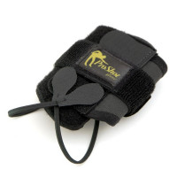 Перчатка тренировочная Pro Shot Glove 45.170.00.0 черная