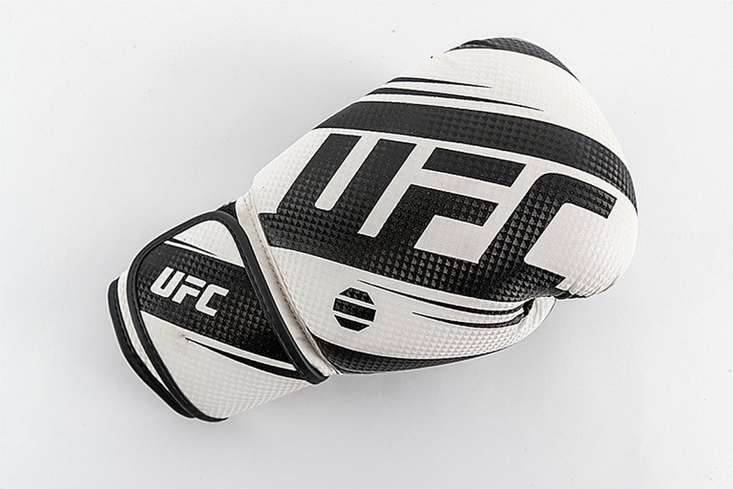 Боксерские перчатки UFC PRO Performance Rush White,16oz 1050_700